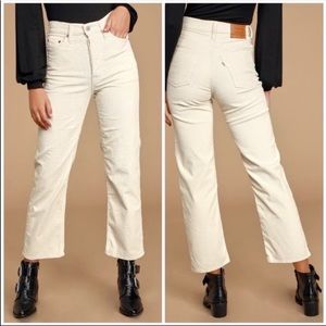 Levi’s Ribcage Straight Ankle Corduroy Pants Ecru